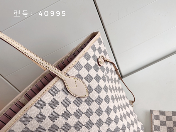 ルイヴィトンバッグ内部構造